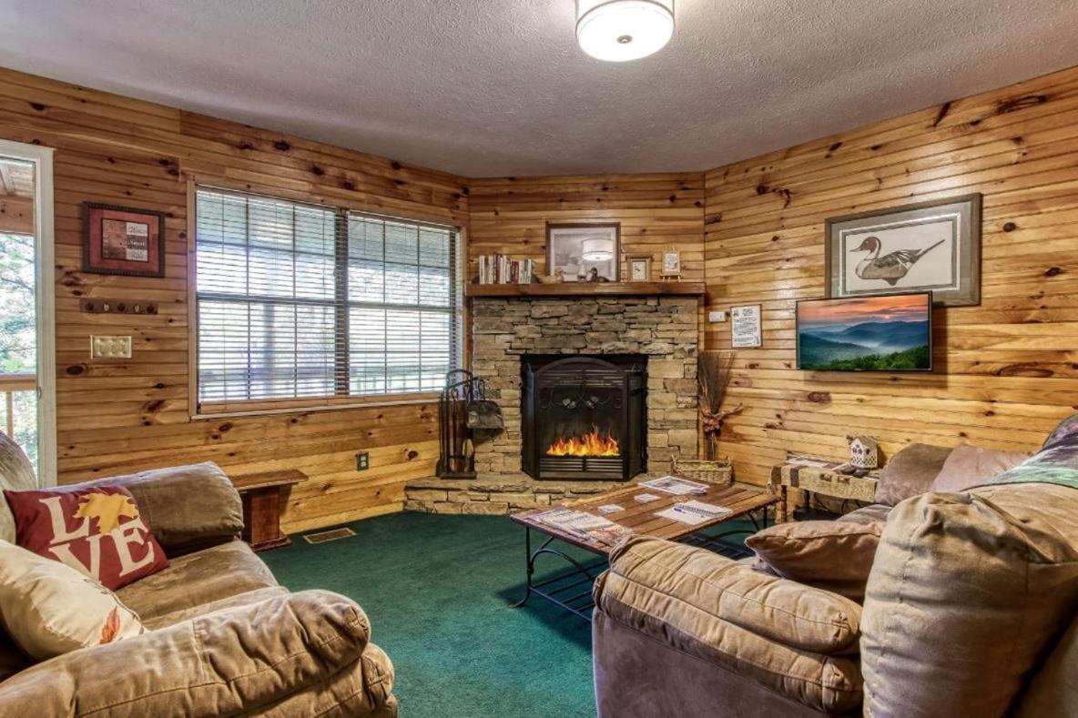 Sunset Ridge Cabin Pigeon Forge Extérieur photo