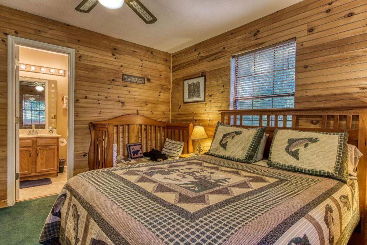 Sunset Ridge Cabin Pigeon Forge Extérieur photo