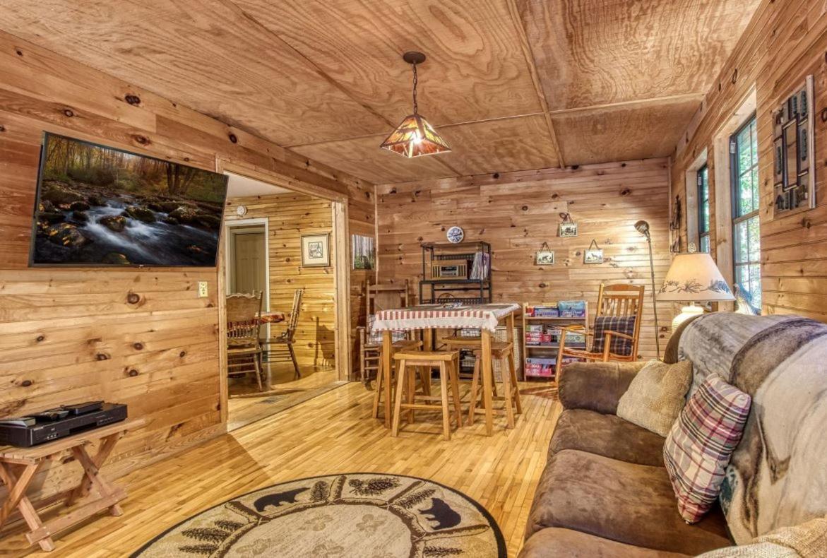 Sunset Ridge Cabin Pigeon Forge Extérieur photo