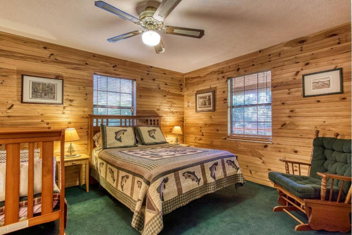 Sunset Ridge Cabin Pigeon Forge Extérieur photo